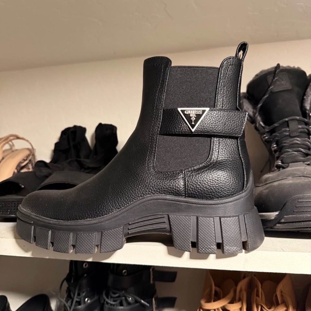 Guess Black Leather Chunky Lug Chelsea Booties